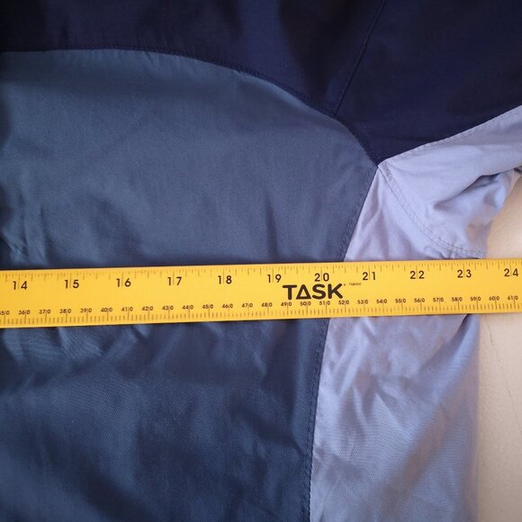 Columbia Sportswear Co. Ladies Zip Front Hooded Jacket - Picture 11 of 13